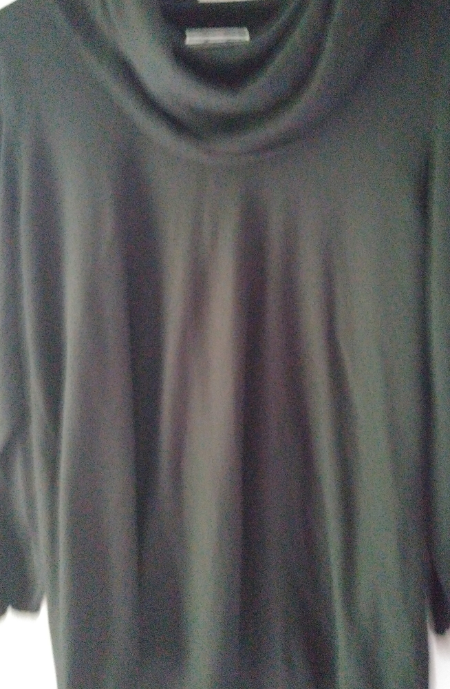 All At once size 1X cowl neck